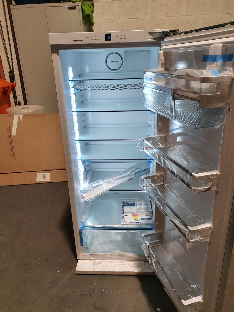 Liebherr Premium Integrated Fridge - BioCool - 254 L - IK2760 - The